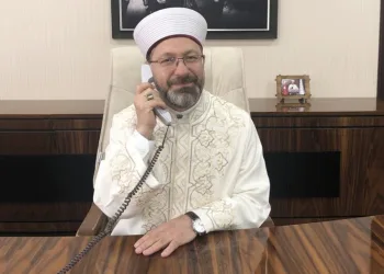 Di̇yanet İşleri̇ Başkanı Erbaş, Suudi̇ Arabi̇stan Hac Ve Umre Bakanı İle Görüştü