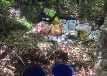 Diyarbakır’da teröristlerin kullandığı 2 sığınak imha edildi
