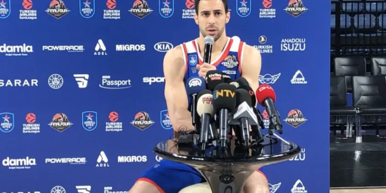Doğuş Balbay: “Hem Türkiye ligi hem de Euroleague kupasını kazanmak istiyoruz”