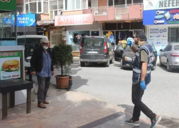 Düzcede Emni̇yet Müdürlüğü Eki̇pleri̇nden Korona Vi̇rüs Deneti̇mi̇