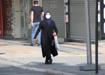 Düzceliler maske yasağına uyuyor