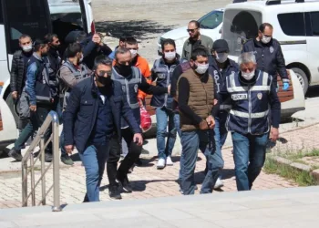 Elazığ’da darp ve çıplak fotoğrafla şantaja 6 tutuklama