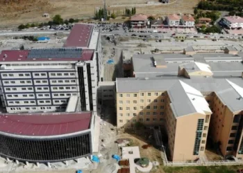 Erzi̇ncanda Korona Vi̇rüsten Bugüne Kadar 6 Ki̇şi̇ Hayatını Kaybetti̇