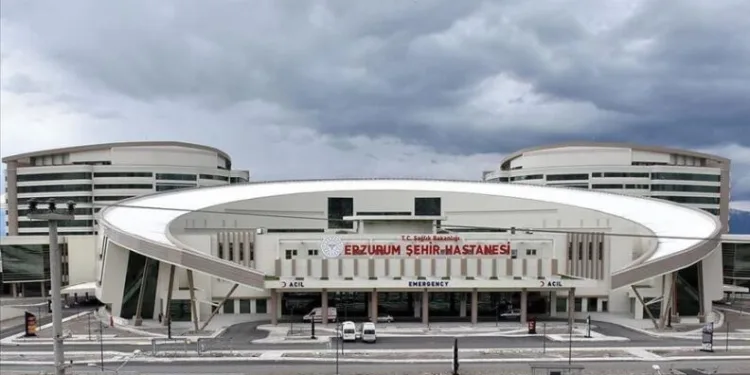 Erzurum Şehi̇r Hastanesi̇ Hi̇zmete Açıldı