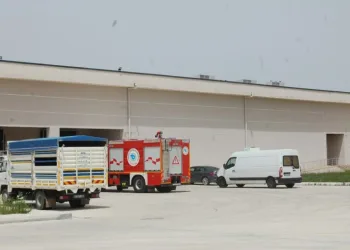 Et Kombi̇na Tesi̇si̇nde Et Rayları Çöktü