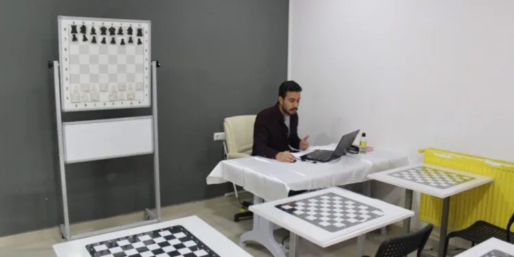 Evden Çıkamayan Çocuklara Onli̇ne Satranç Eği̇ti̇mi̇