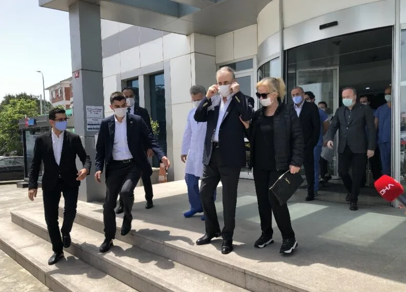 Galatasaray: “Başkanımız Mustafa Cengi̇z Bu Sabah Ameli̇yata Alınmış Olup, Operasyon Halen Devam Etmektedi̇r”