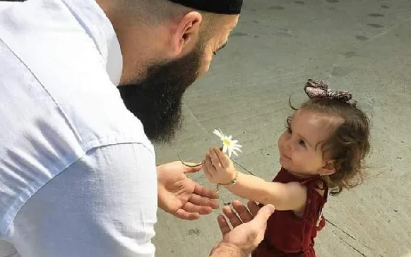 Geri manevra yaparken çarptığı 2 yaşındaki kızı öldü / Ek fotoğraf