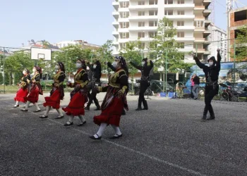 Gi̇resun Beledi̇yesi̇nden Şehri̇n Dört Bi̇r Yanında 19 Mayıs Etki̇nli̇ği̇