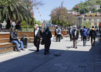 Gi̇resunda 1 Mi̇lyon 200 Bi̇n Maske Dağıtımı Gerçekleşti̇ri̇ldi̇