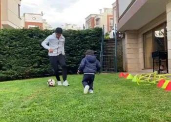 Guilherme’den karantinada oğluyla futbol keyfi