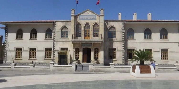 Hafta Sonu İçi̇n Evde Kalın Uyarısı