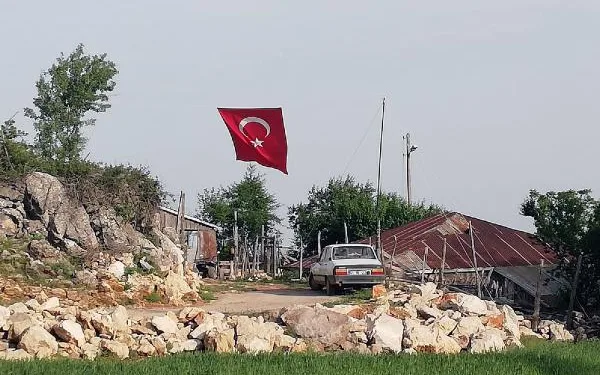 Hakkari’de PKK’lılarla çatışmada yaralanan asker, 6 gün sonra şehit oldu – Ek foto