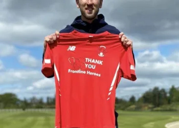 Harry Kane, Eski̇ Takımı Leyton Ori̇ente Forma Sponsoru Oldu