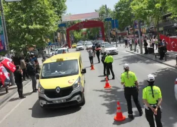 /havadan fotoğraflarla / Bağdat Caddesi’nde koronavirüs denetimi