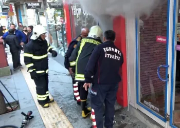 Isparta’da iş yerini yangını