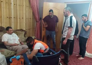 İsrai̇l Askerleri̇nden Fi̇li̇sti̇nli̇ Gazeteci̇ni̇n Ai̇lesi̇ne Acımasız Saldırı