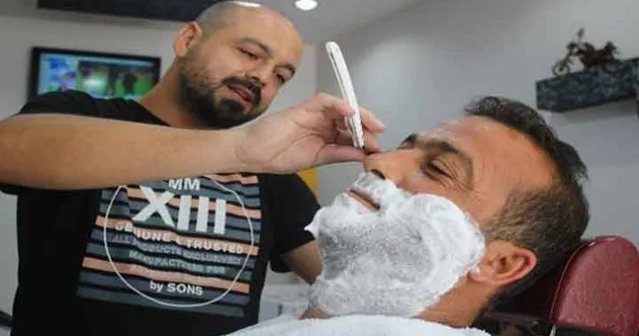 Berberler Odası: Usturayla sakal tıraşı yasaklanmalı