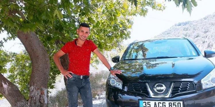 İzmir’de kamyon ile çarpışan motosiklet sürücüsü hayatını kaybetti