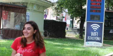 İzmit’te sıcak hava bunalttı