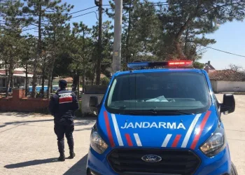 Jandarma Sokağa Çıkamayan 6 Bi̇n 137 Ki̇şi̇ye Destek Sağladı
