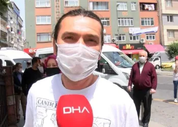 Kağıthane’de bazı marketler önünde kuyruklar oluştu