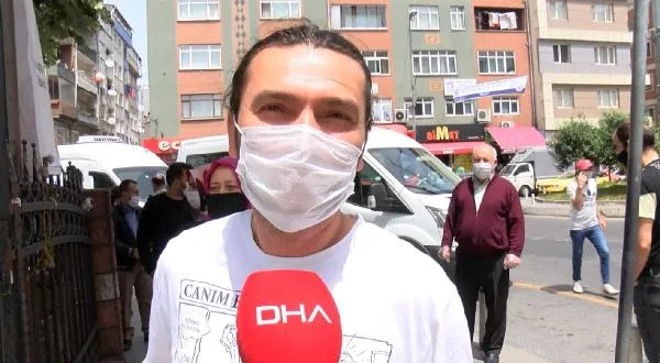 Kağıthane’de bazı marketler önünde kuyruklar oluştu