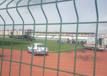 Kağızmanda Çatışma: 3 Güvenli̇k Görevli̇si̇ Yaralandı