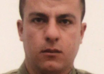 Kağızmanlı asker hayatını kaybetti̇