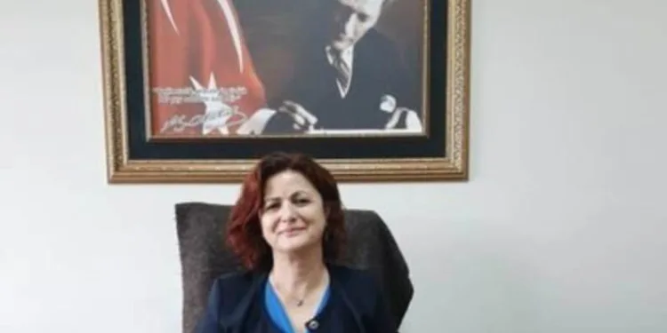 İzmir Karşıyaka’da Haki̇m Görevden Uzaklaştırıldı