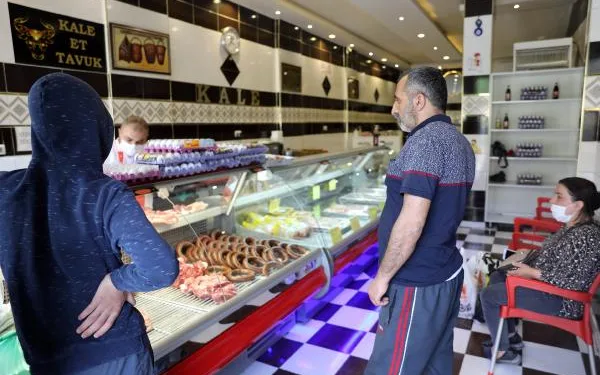 Kasaplar kısıtlamada mesaide