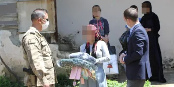 Kaymakam Güven’den Çocuklara Bayram Hedi̇yesi̇