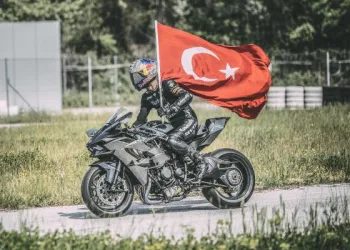 Kenan Sofuoğlu’nun hayatı belgesel oldu