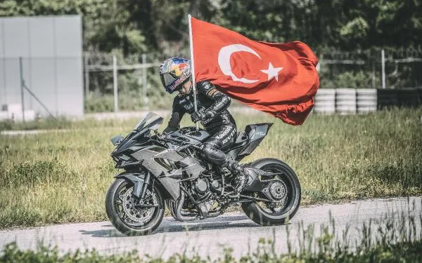 Kenan Sofuoğlu’nun hayatı belgesel oldu