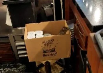 Ünlü tatlıcıdaki̇ fare, sosyal medyayı karıştırdı