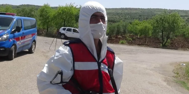 385 nüfuslu köy karanti̇naya alındı