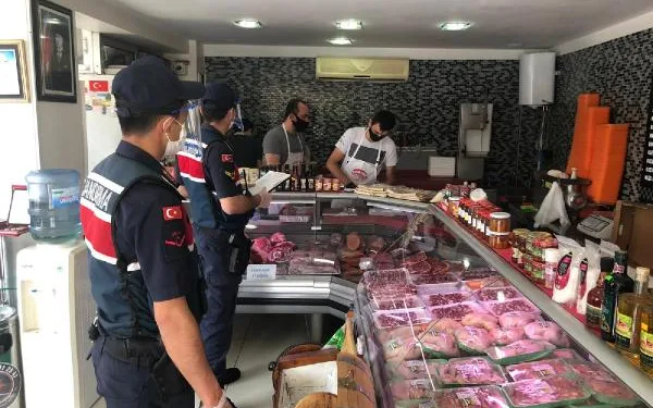Kilyos’ta jandarma ekiplerinden denetimler