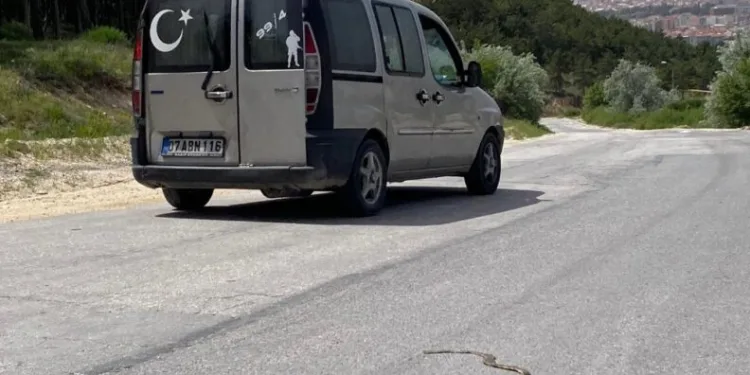 Kırsal Kesi̇mde Yılanlar Ortaya Çıktı