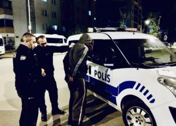 Bursa’da hem yasağı çiğnediler hem de hırsızlık yaptılar!
