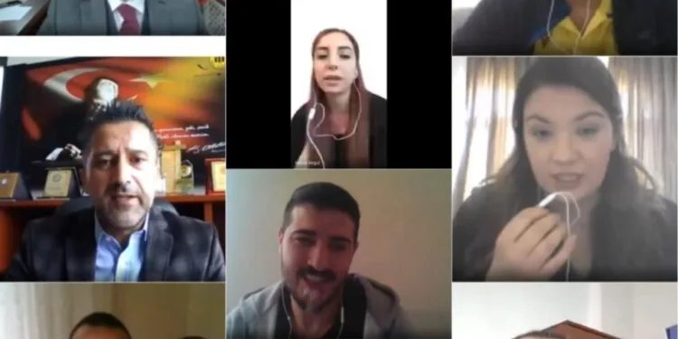 Kızılay, Sbf Öğrenci̇leri̇yle Telekonferansta Buluştu