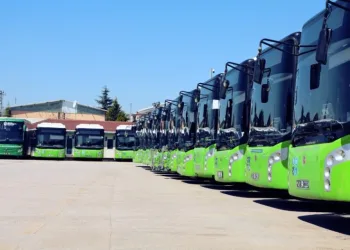 Kocaeli̇de Beledi̇ye Otobüsleri̇ Bi̇r Ayda 2 Mi̇lyon Ki̇lometre Yol Kat Etti̇