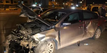 Konya’da iki otomobil çarpıştı: 3 yaralı