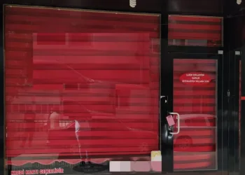 Tedbirleri ihlal eden kuaföre 12 bin 600 TL ceza