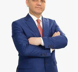 Koronavi̇rüs Dönemi̇nde Bi̇lgi̇sayarda Fazla Vaki̇t Geçi̇renler Di̇kkat