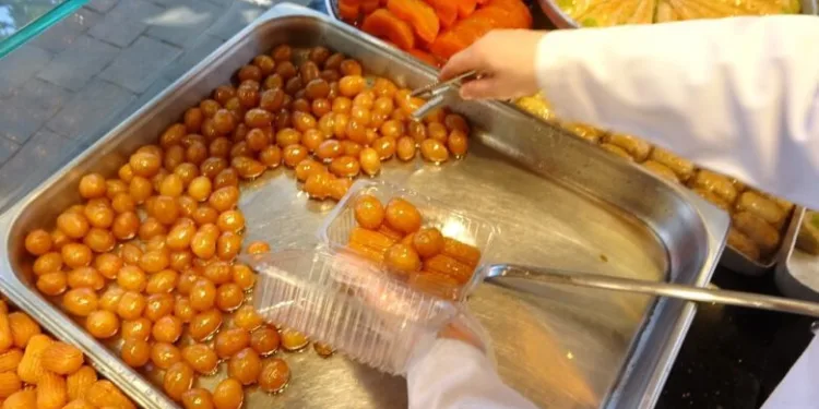 Koronavirüs Ramazan’da tatlı satışlarını da vurdu