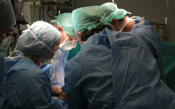 Salgın yüzünden ara verilen organ nakilleri yeniden başlıyor