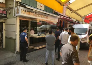 Kuyumcu soygunu kamerada