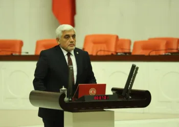 Mi̇lletveki̇li̇ Dülgeri̇n Kadi̇r Gecesi̇ Mesajı