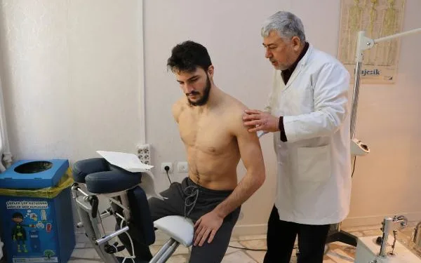 Milli güreşçi Furkan Dülger, Gaziantep’te sağlığına kavuştu