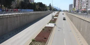 Mi̇mar Si̇nan Bulvarı’nda Damlama Sulama Başladı